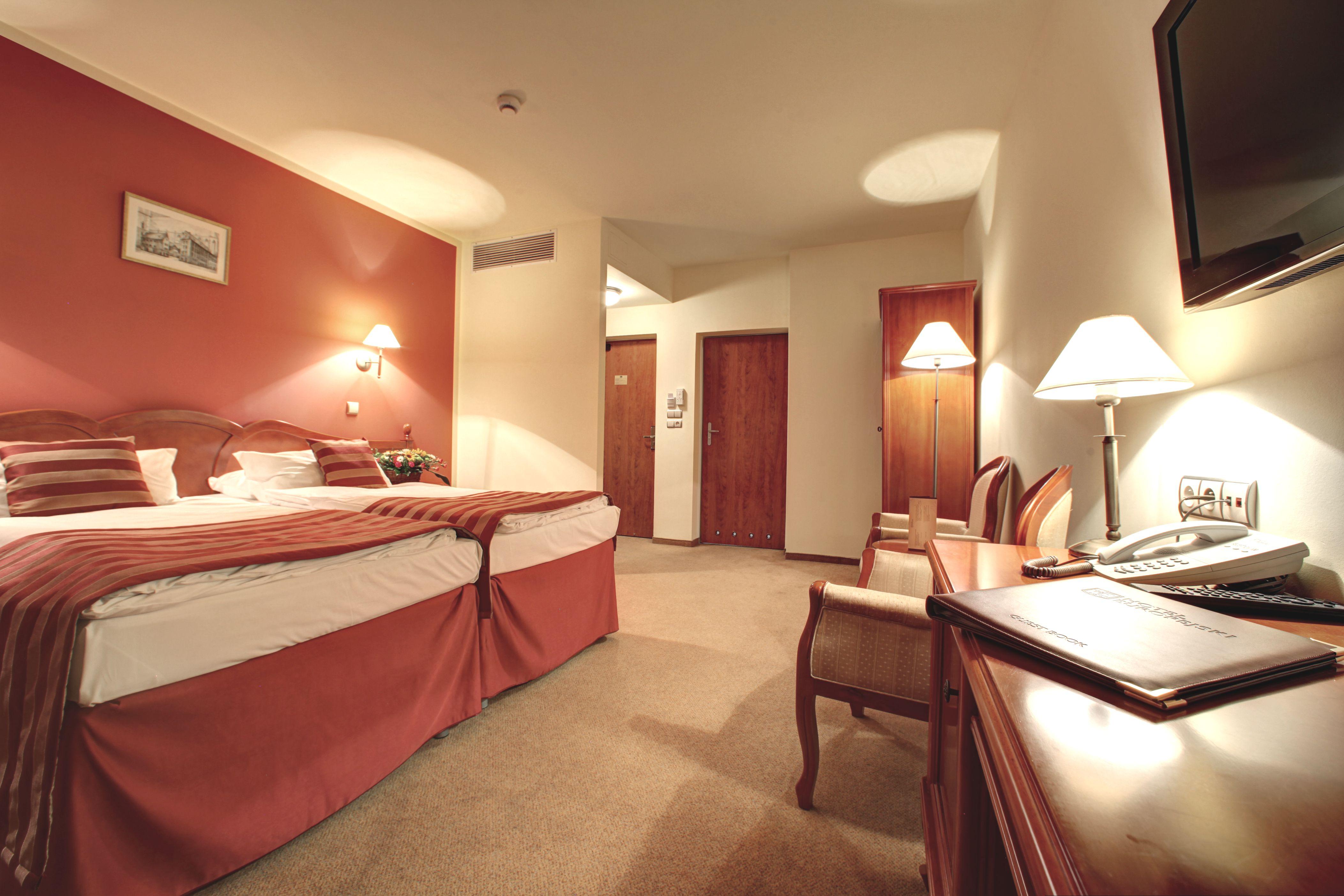 Hotel Europejski Wroclaw Centrum Dış mekan fotoğraf